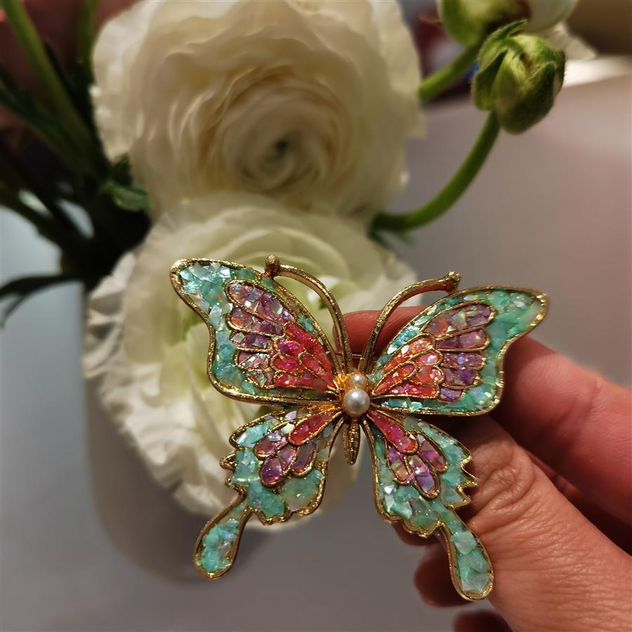 医生掀开奶罩边躁边狠狠躁视频