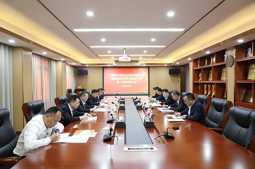 医生掀开奶罩边躁边狠狠躁视频