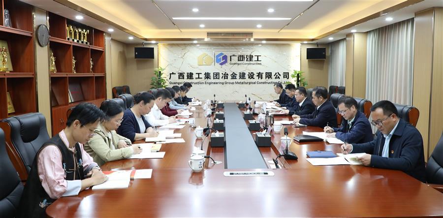 医生掀开奶罩边躁边狠狠躁视频