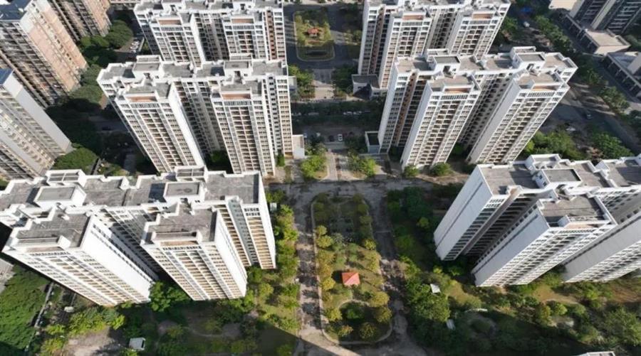 医生掀开奶罩边躁边狠狠躁视频