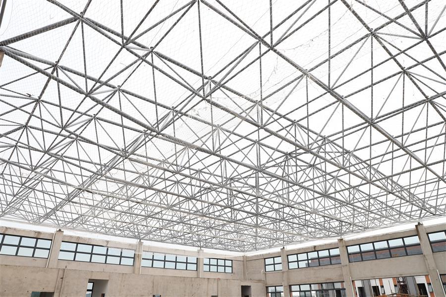 医生掀开奶罩边躁边狠狠躁视频