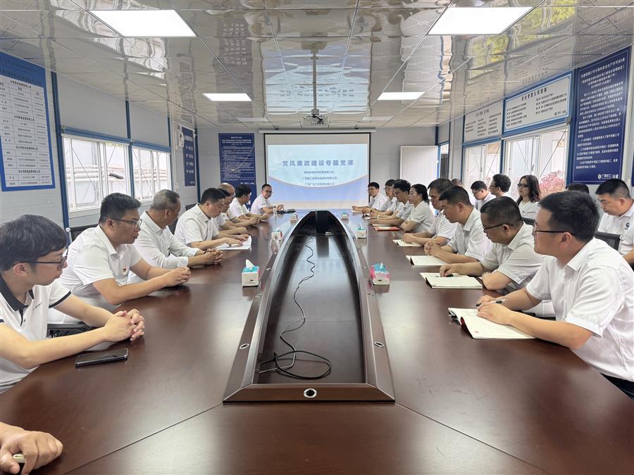 医生掀开奶罩边躁边狠狠躁视频