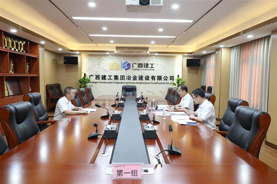 医生掀开奶罩边躁边狠狠躁视频