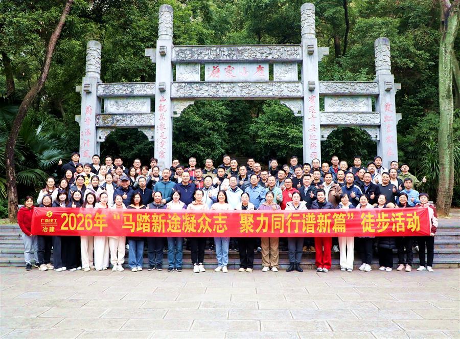 医生掀开奶罩边躁边狠狠躁视频