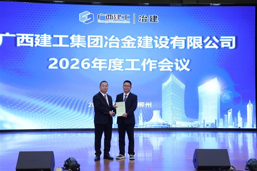 医生掀开奶罩边躁边狠狠躁视频