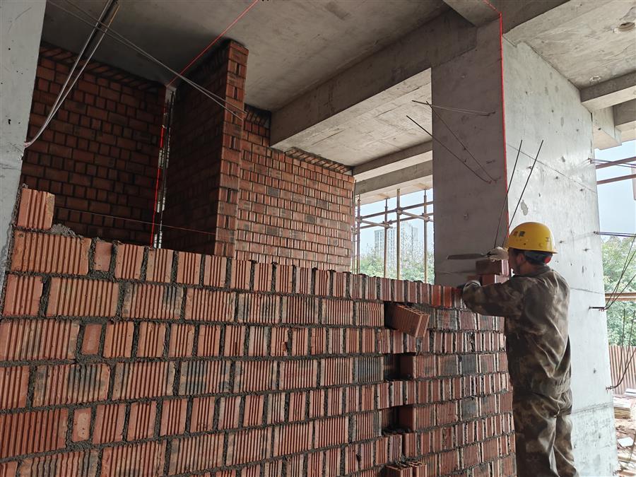 医生掀开奶罩边躁边狠狠躁视频